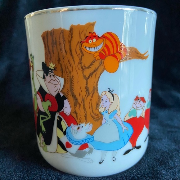 1970s VTG Walt Disney Productions Alice in Wonderland Coffee Cup Mug Metal Rim - Picture 1 of 11